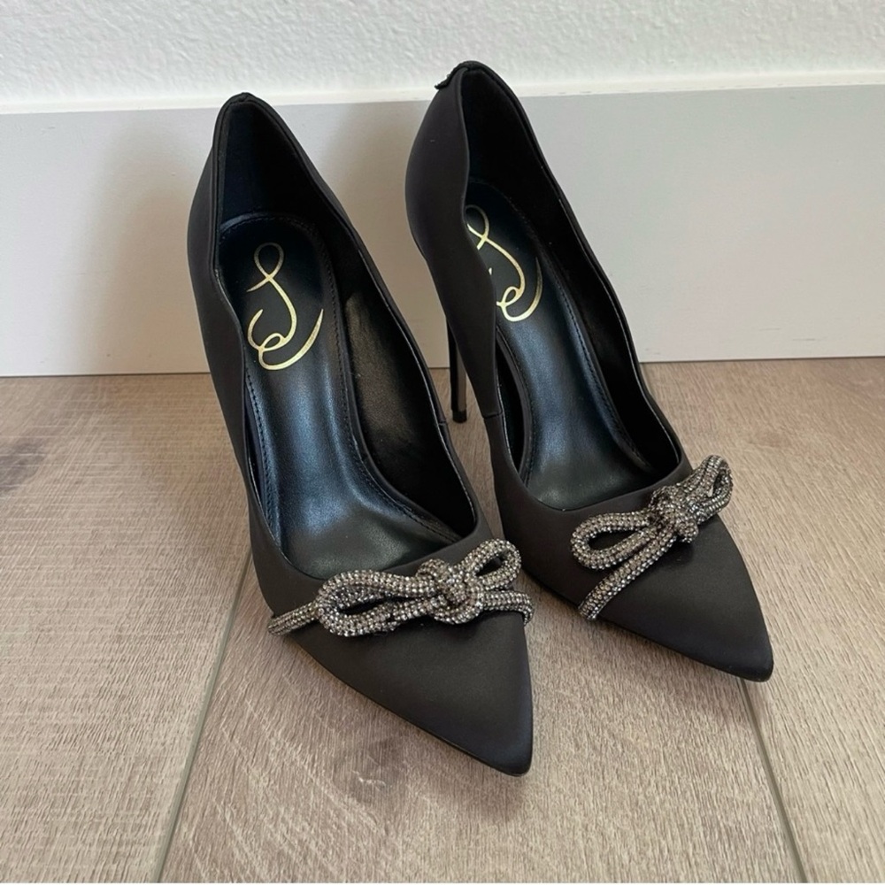 SAM EDELMAN Black Suede Bow Pump Heels